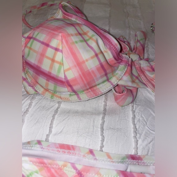 Brand new bathing suit! Never worn. XS - Picture 3 of 3